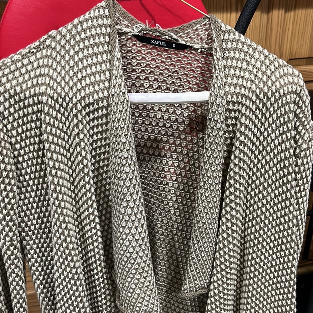 Brown Cardigan - Picture 2 of 3